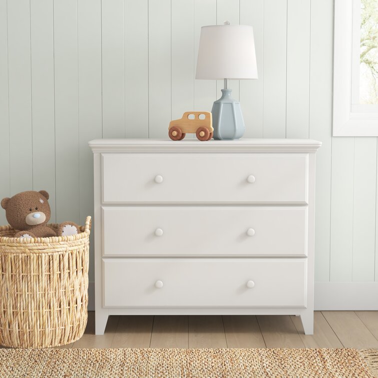 Kolcraft 3 store drawer dresser